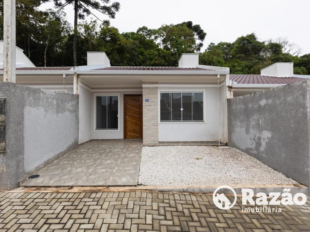Casa 3 quartos e 1 banheiro, para alugar, no bairro Gralha Azul em Fazenda Rio Grande