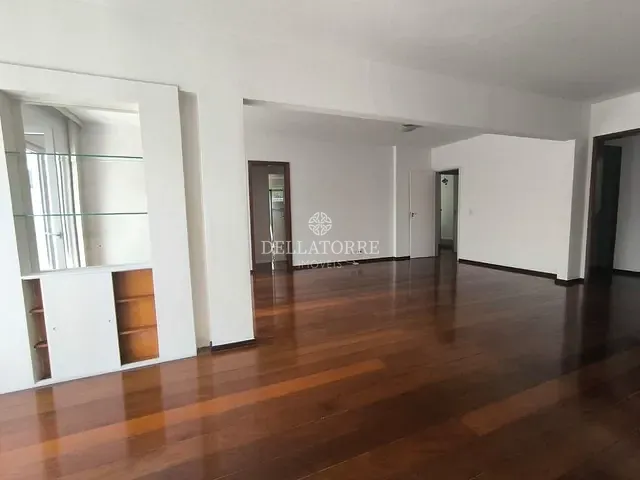 Apartamento com 400m² 5 quartos e 3 banheiros, à venda, no bairro Várzea em Teresópolis