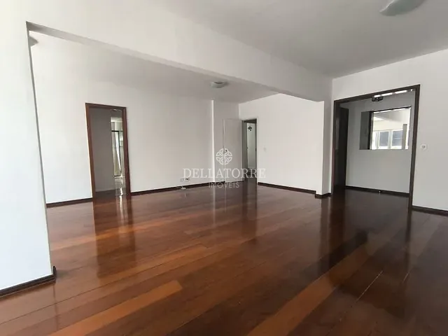Apartamento com 400m² 5 quartos e 3 banheiros, à venda, no bairro Várzea em Teresópolis
