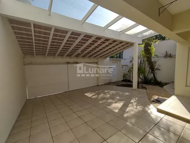 Casa 3 quartos e 3 banheiros, para alugar, no bairro Vila Oliveira em Mogi das Cruzes