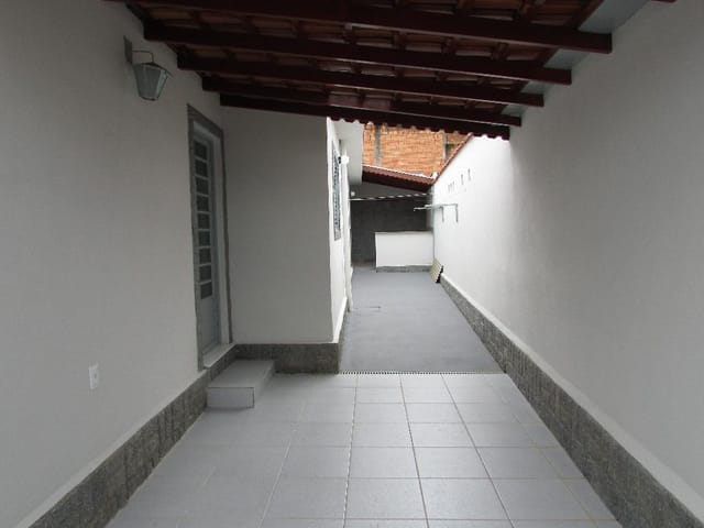 Foto do Casa - Casa para locação, Jardim das Palmeiras, Itajubá. | MOHALLEM e LOPES CORRETAGEM E ADMINISTRACAO DE IMOVEIS LTDA
