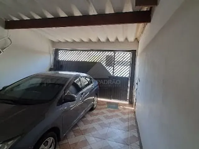 Casa com 300m² 1 quarto e 1 banheiro, à venda, no bairro Jardim Zaira em Mauá