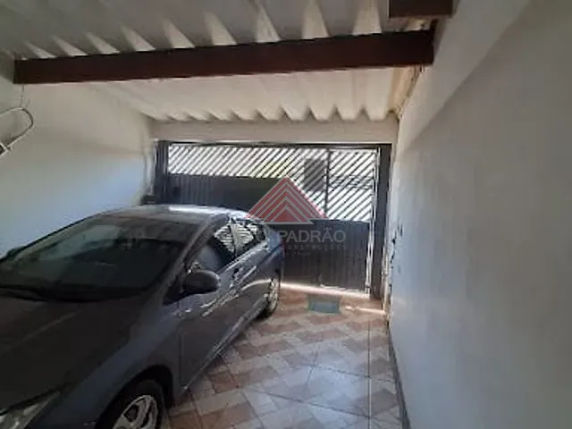 Casa com 300m² 1 quarto e 1 banheiro, à venda, no bairro Jardim Zaira em Mauá