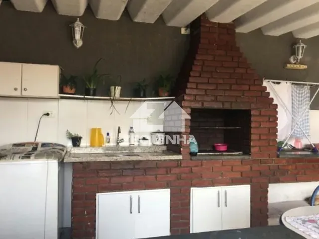 Casa com 185m² 3 quartos e 3 banheiros, à venda, no bairro Jardim D´abril em Osasco