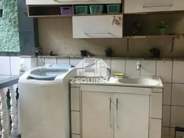 Casa com 185m² 3 quartos e 3 banheiros, à venda, no bairro Jardim D´abril em Osasco