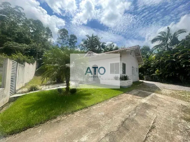 Casa 3 quartos e 1 banheiro, à venda, no bairro Nova  Descoberta em Tijucas