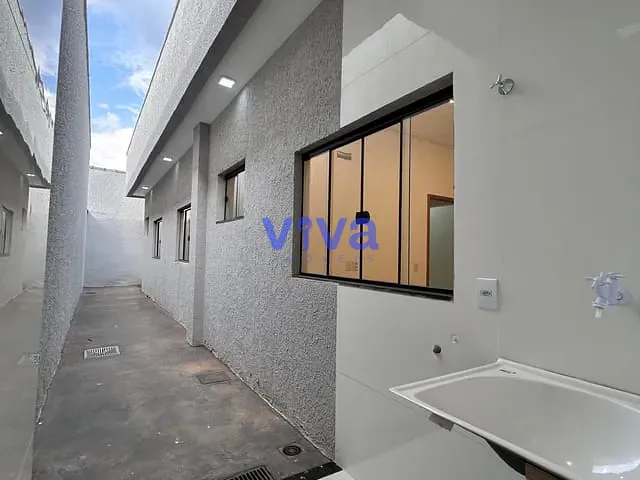 Casa 3 quartos e 3 banheiros, à venda, no bairro Morada dos Pássaros em Aparecida de Goiânia