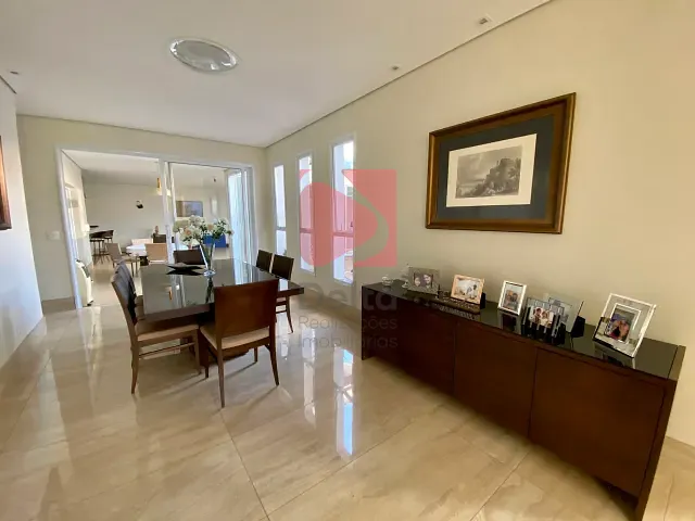 Casa 4 quartos e 6 banheiros, à venda, no bairro Cidade Jardim em Pirassununga