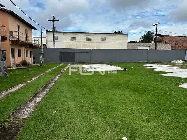 Casa com 72m² 2 quartos e 1 banheiro, à venda, no bairro Parque Verde I em Camaçari