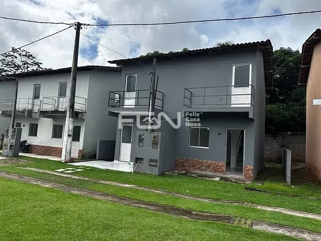 Casa com 72m² 2 quartos e 1 banheiro, à venda, no bairro Parque Verde I em Camaçari