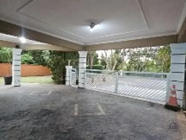 Casa com 500m² 5 quartos e 6 banheiros, para alugar, no bairro Pitas. em Cotia