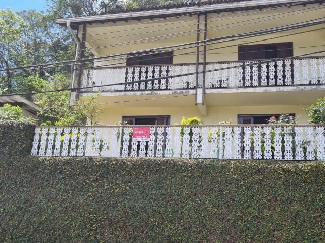 Casa à venda, no bairro Quitandinha em Petrópolis