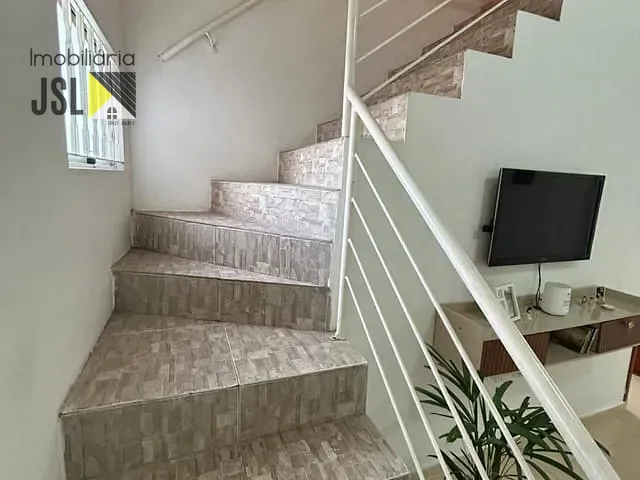 Casa com 125m² 2 quartos e 1 banheiro, à venda, no bairro Village das Flores em Caçapava