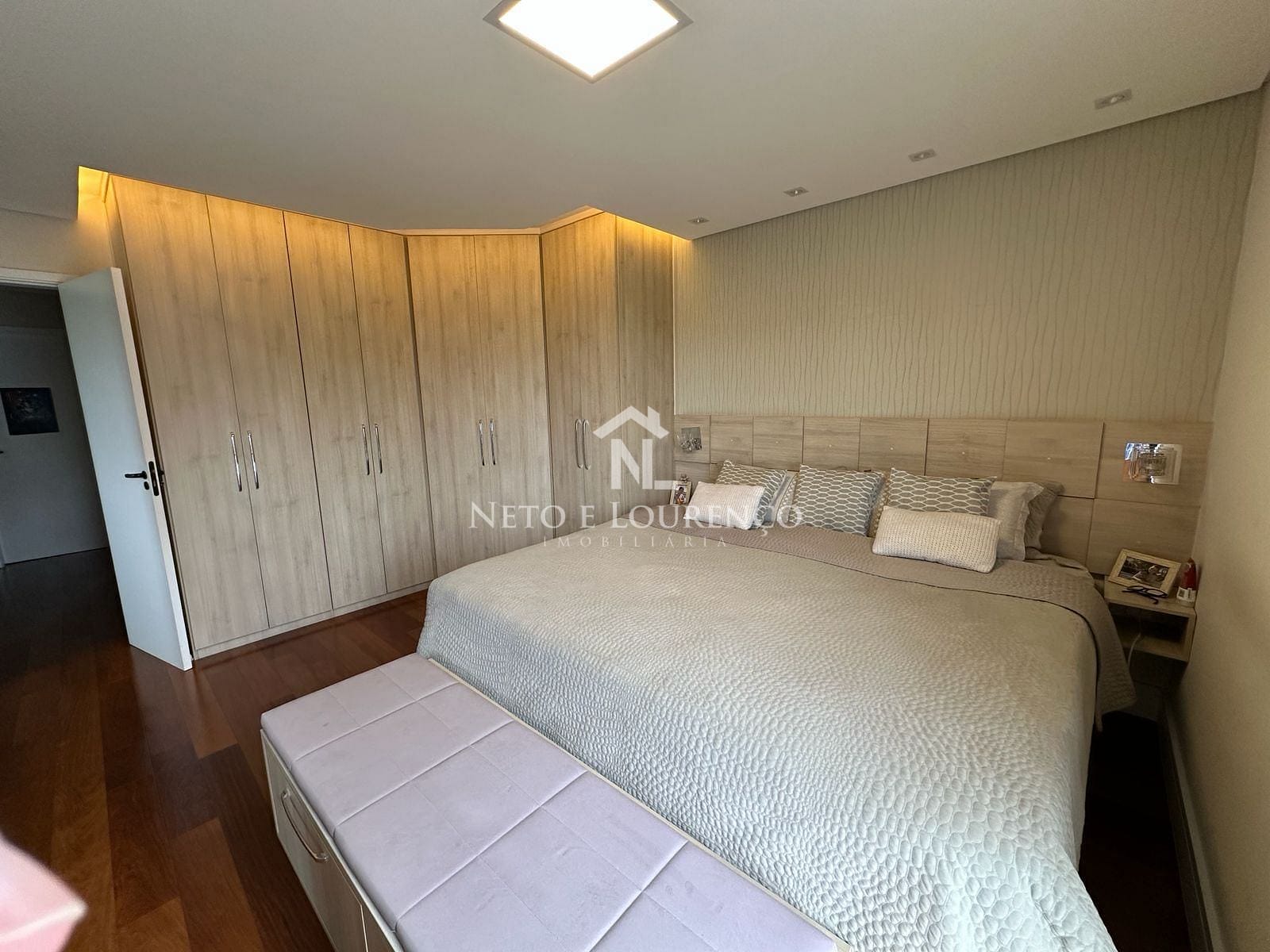 Casa à venda com 3 quartos, 200m² - Foto 12