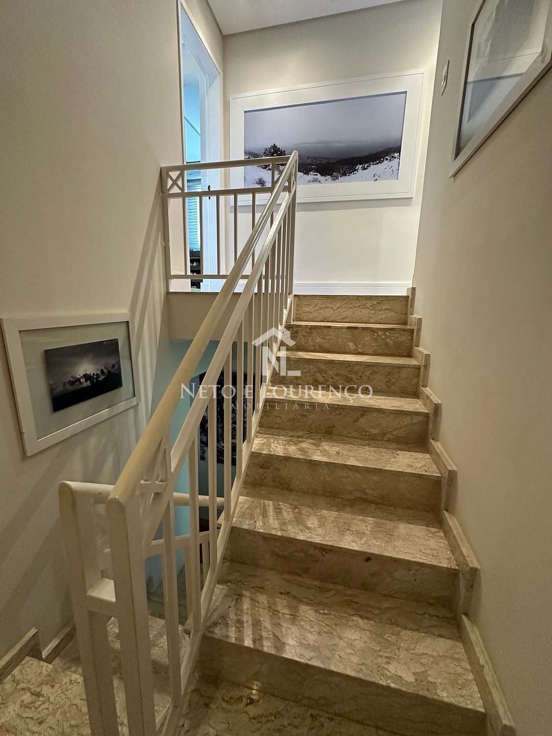 Casa à venda com 3 quartos, 200m² - Foto 10