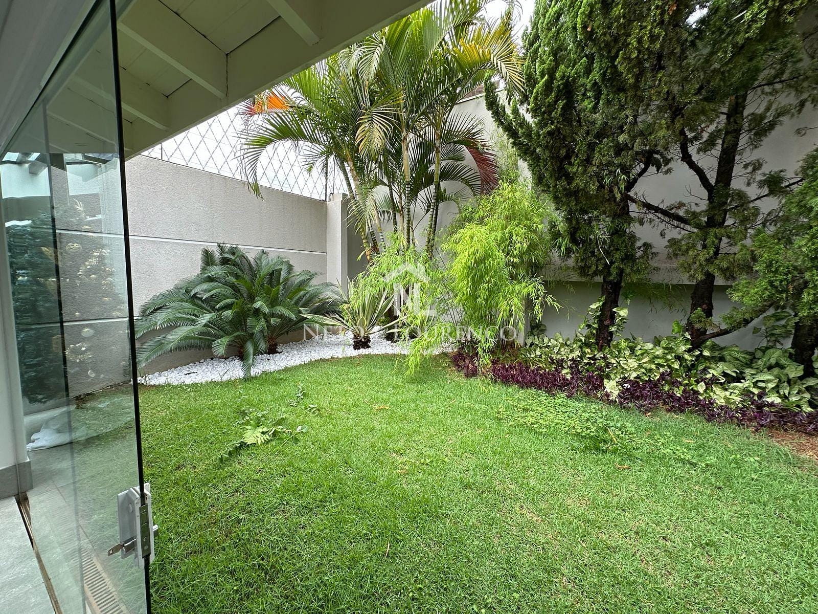 Casa à venda com 3 quartos, 200m² - Foto 4