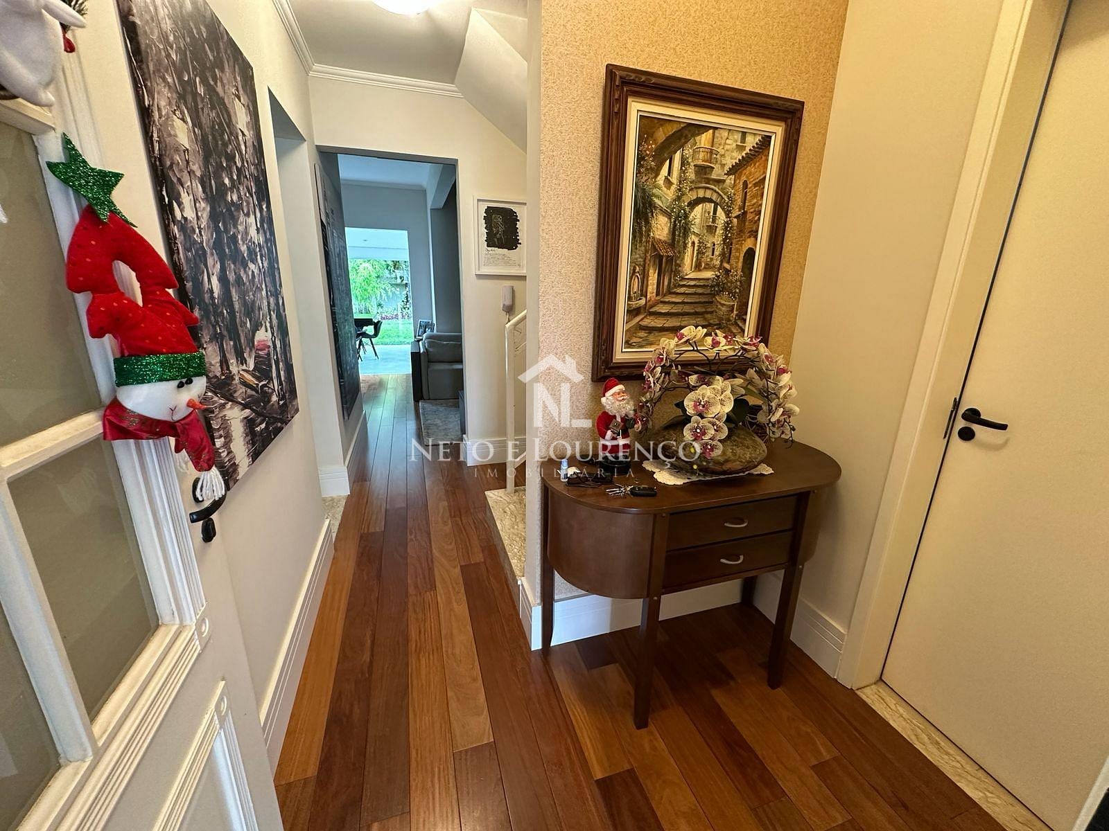 Casa à venda com 3 quartos, 200m² - Foto 8