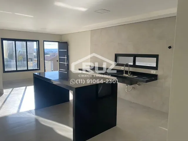 Casa 3 quartos e 6 banheiros, à venda, no bairro Villa Verde em Rua Petúnia