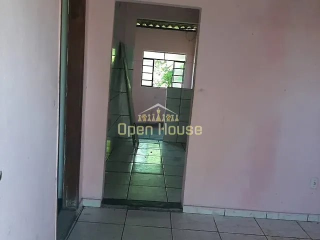 Casa 2 quartos e 1 banheiro, para alugar, no bairro Açude em Volta Redonda