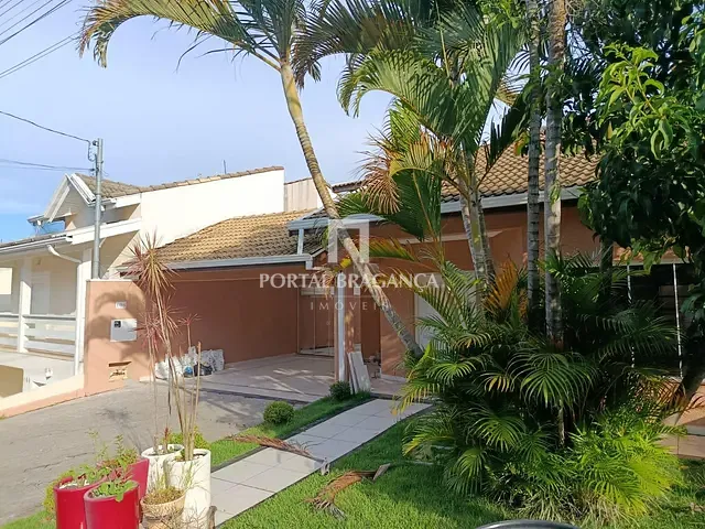 Casa 3 quartos e 2 banheiros, à venda ou para alugar, no bairro Condomínio Residencial Euroville em Bragança Paulista