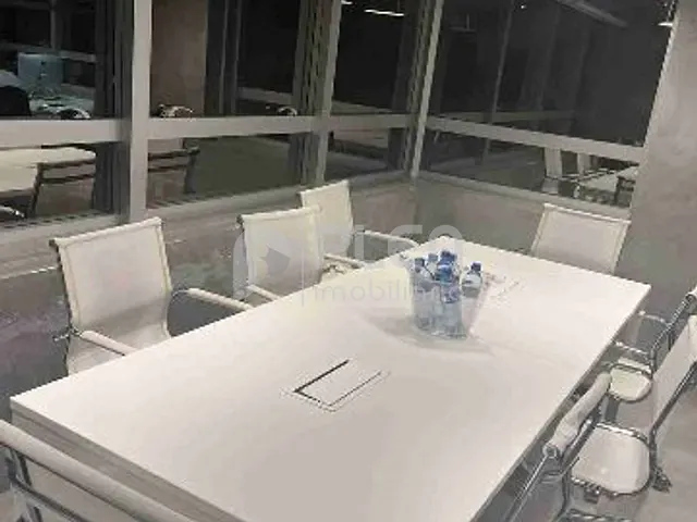 Sala à venda, no bairro Vila Olímpia em São Paulo