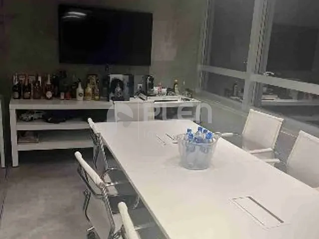 Sala à venda, no bairro Vila Olímpia em São Paulo