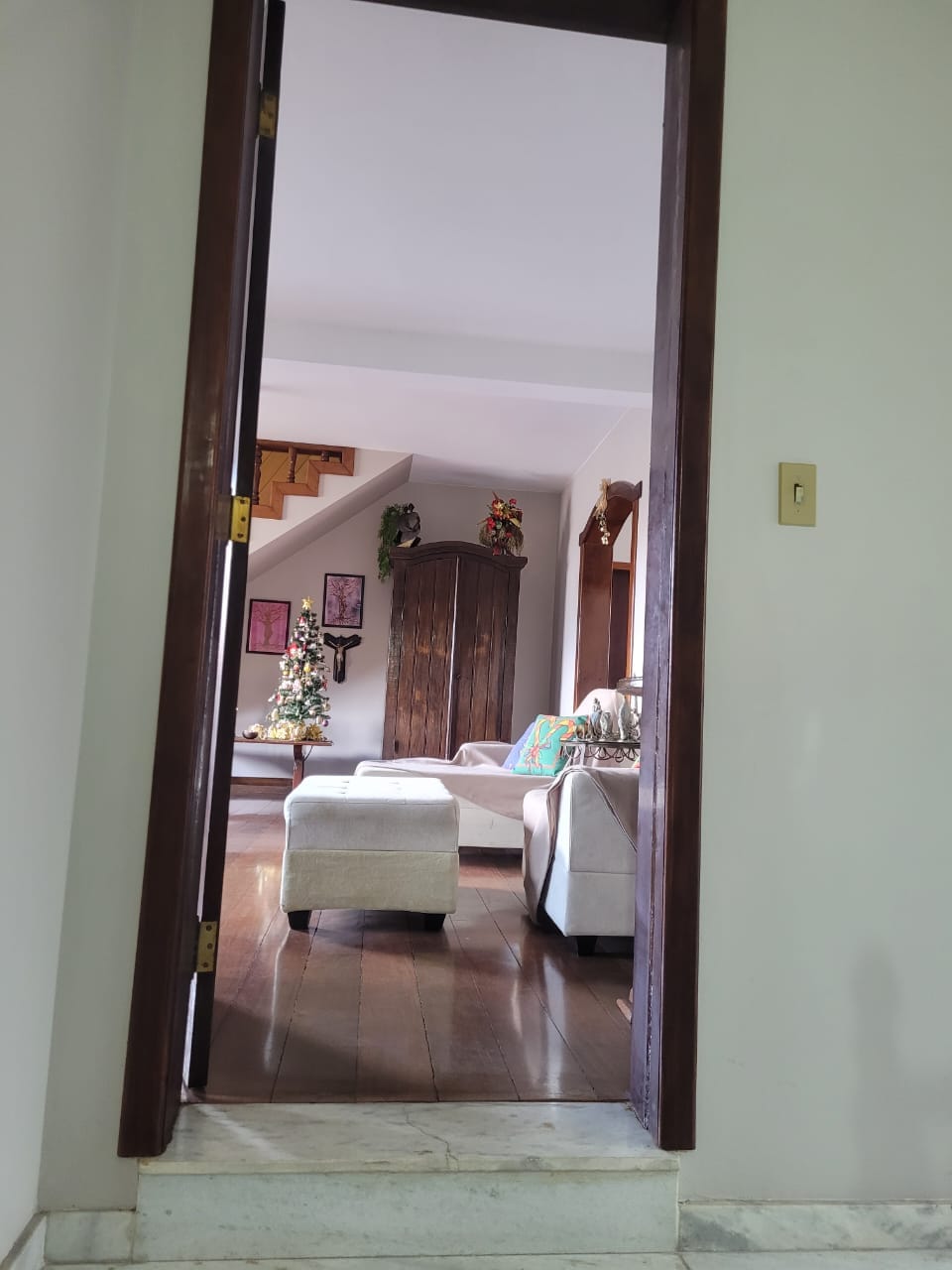 Casa com 5 quartos, 5 banhos 1 suíte, 1 lavabo, 3 salas, 7 vagas de garagem, 3 andares, 2 cozinhas, à venda, Alto Caiçaras, Belo Horizonte, MG miniatura 51