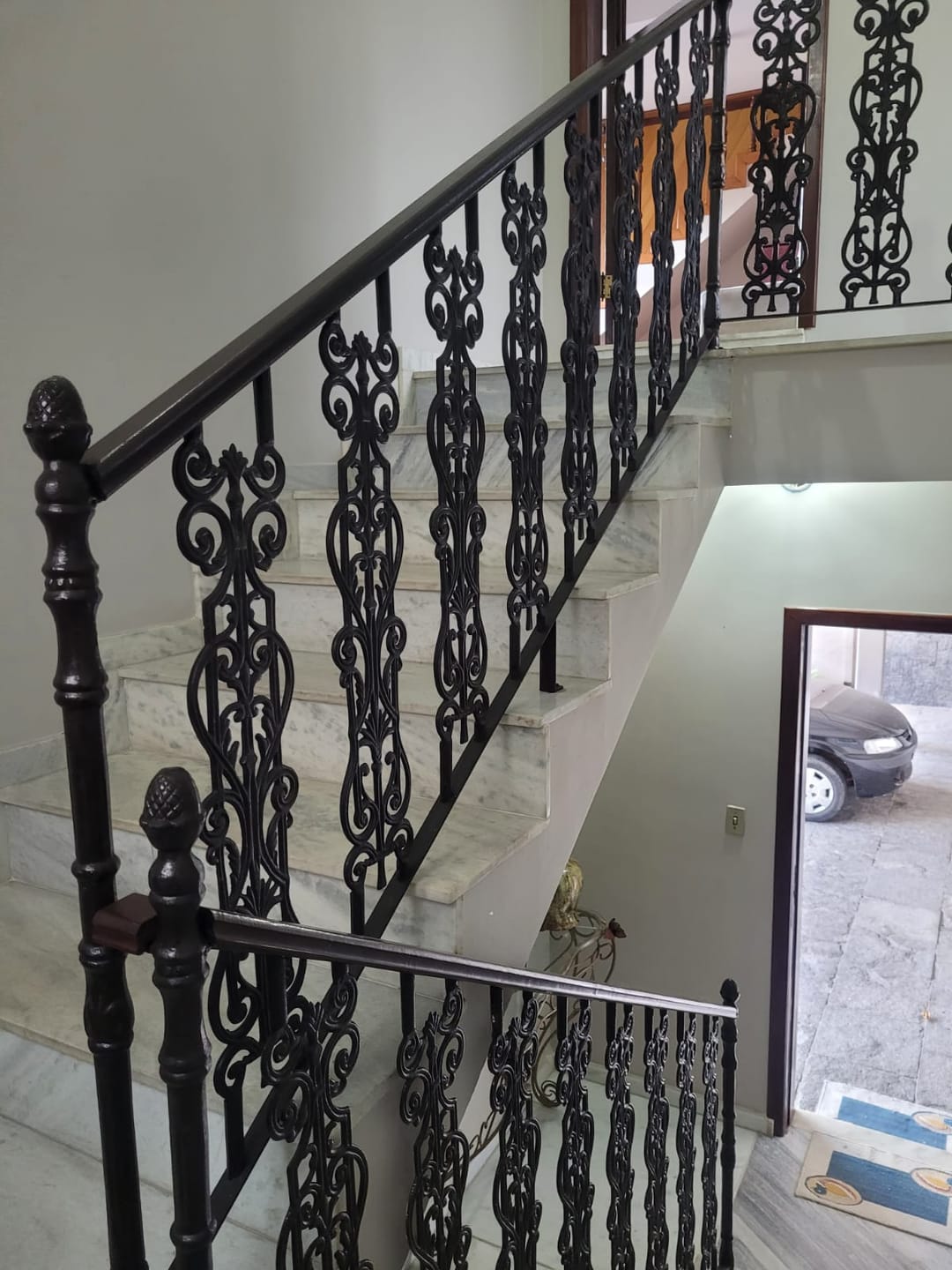 Casa com 5 quartos, 5 banhos 1 suíte, 1 lavabo, 3 salas, 7 vagas de garagem, 3 andares, 2 cozinhas, à venda, Alto Caiçaras, Belo Horizonte, MG miniatura 61
