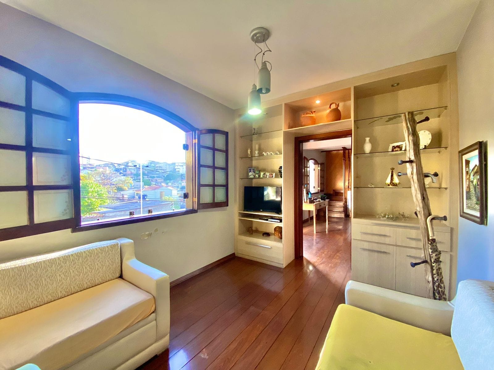 Casa com 5 quartos, 5 banhos 1 suíte, 1 lavabo, 3 salas, 7 vagas de garagem, 3 andares, 2 cozinhas, à venda, Alto Caiçaras, Belo Horizonte, MG miniatura 74