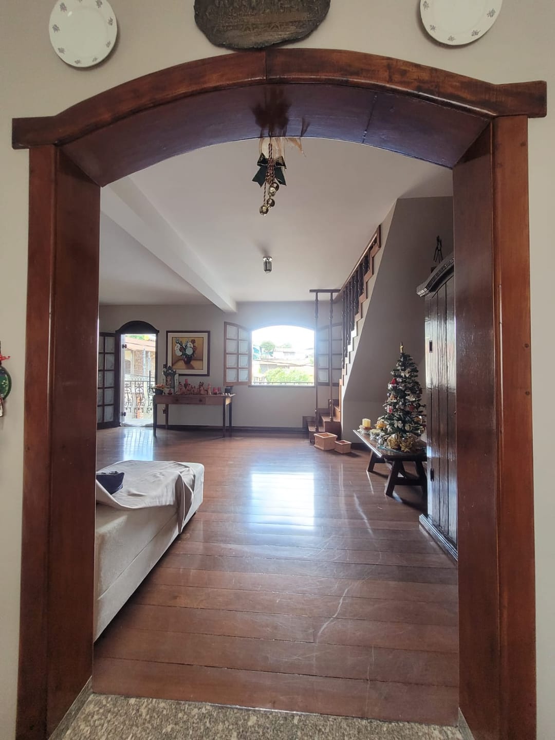 Casa com 5 quartos, 5 banhos 1 suíte, 1 lavabo, 3 salas, 7 vagas de garagem, 3 andares, 2 cozinhas, à venda, Alto Caiçaras, Belo Horizonte, MG miniatura 76