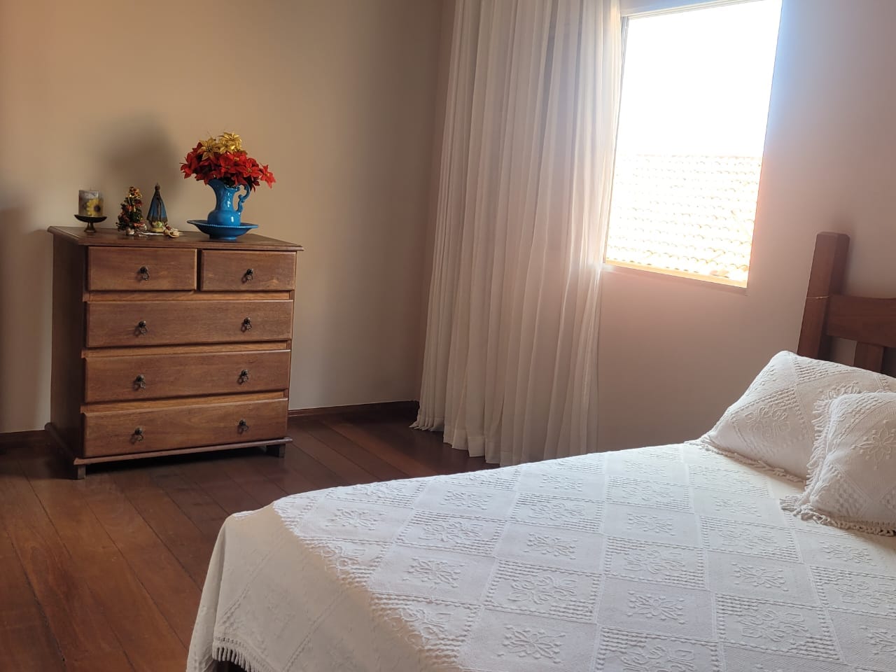 Casa com 5 quartos, 5 banhos 1 suíte, 1 lavabo, 3 salas, 7 vagas de garagem, 3 andares, 2 cozinhas, à venda, Alto Caiçaras, Belo Horizonte, MG miniatura 78
