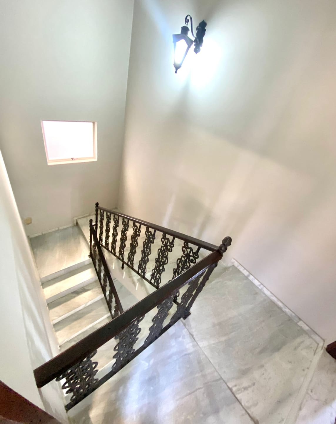 Casa com 5 quartos, 5 banhos 1 suíte, 1 lavabo, 3 salas, 7 vagas de garagem, 3 andares, 2 cozinhas, à venda, Alto Caiçaras, Belo Horizonte, MG miniatura 79