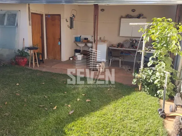 Casa com 242m² 3 quartos e 2 banheiros, à venda, no bairro Parque Jardim Europa em Bauru