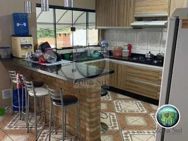 Casa com 115m² 2 quartos e 1 banheiro, à venda, no bairro Parque Vitoria Regia em Sorocaba