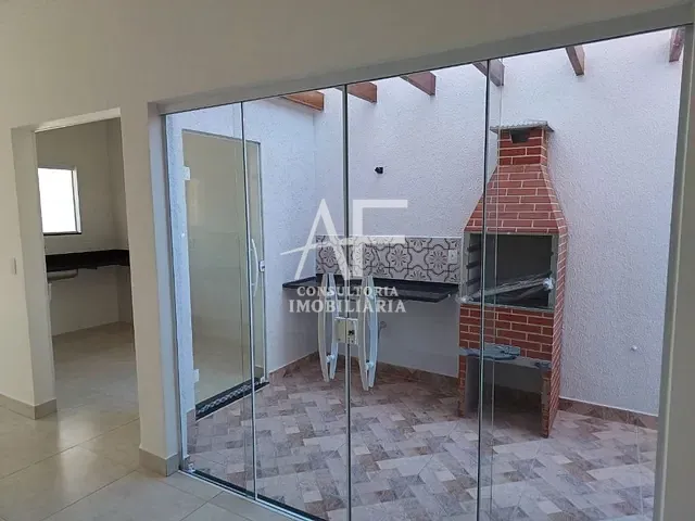 Casa com 125m² 2 quartos e 2 banheiros, à venda, no bairro Chácara Belo Horizonte em Taubaté
