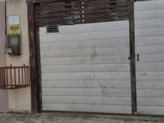 Casa com 135m² 3 quartos e 1 banheiro, à venda, no bairro Parque Julião Nogueira em Campos dos Goytacazes