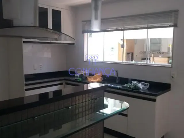 Casa com 320m² 4 quartos e 4 banheiros, à venda, no bairro Campo Grande em Rio de Janeiro