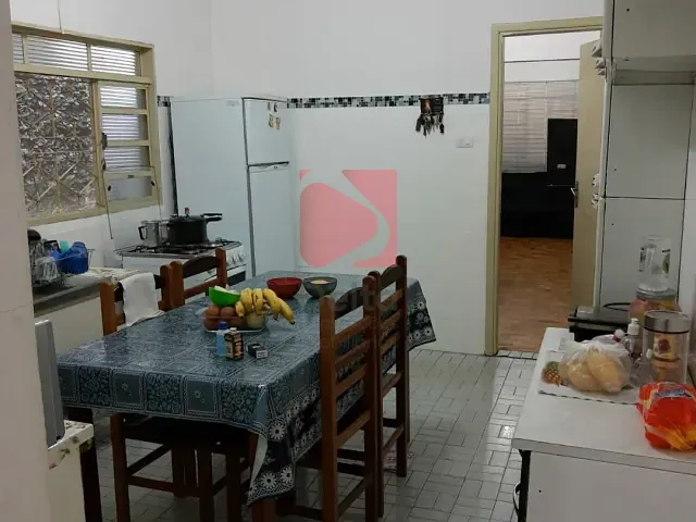 Casa 3 quartos e 1 banheiro, à venda, no bairro Centro em Pirassununga