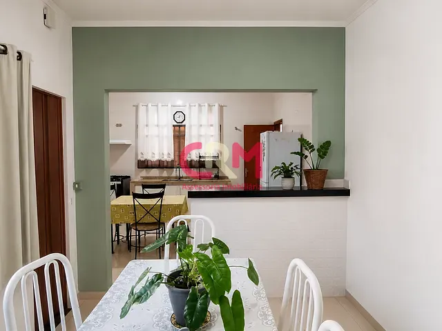 Casa com 200m² 2 quartos e 2 banheiros, à venda, no bairro Jardim Santo Antônio em Taquaritinga