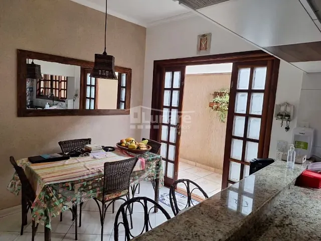 Casa com 163m² 3 quartos e 1 banheiro, à venda, no bairro Vila Nova Aparecida em Mogi das Cruzes