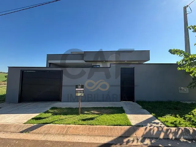 Casa com 362m² 3 quartos e 3 banheiros, à venda, no bairro Florabella 1 em Holambra