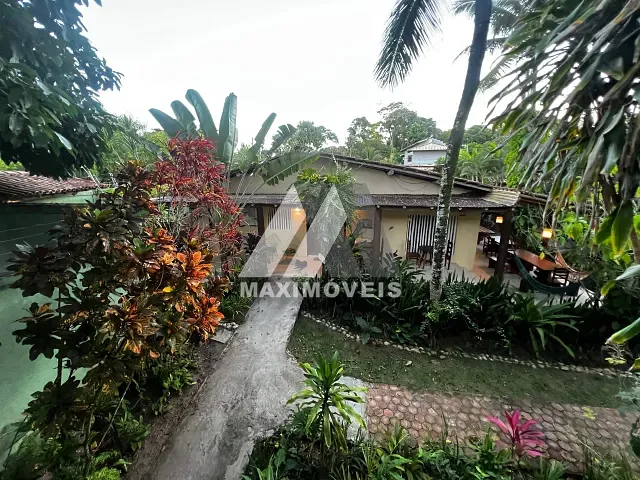 Casa com 2500m² 21 quartos e 8 banheiros, à venda, no bairro Arraial D'Ajuda em Porto Seguro