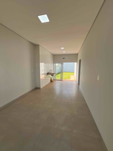 Casa com 300m² 3 quartos e 2 banheiros, à venda, no bairro Jardim Bougainville em Sinop