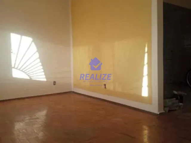Casa com 200m² 2 quartos e 1 banheiro, à venda, no bairro Conjunto Habitacional Humberto Popolo em Botucatu