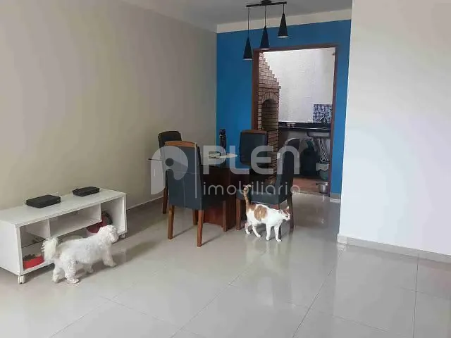 Casa 2 quartos e 2 banheiros, à venda, no bairro Vila Dom Pedro II em São Paulo