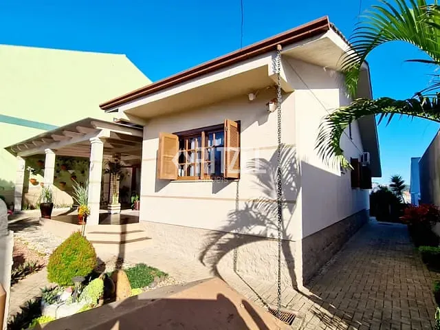 Casa com 525m² 3 quartos e 2 banheiros, à venda, no bairro Bom Jardim em Ivoti