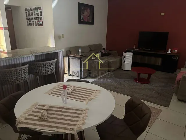 Casa com 250m² 3 quartos e 1 banheiro, à venda, no bairro Chácaras Planalto II em Guaxupé