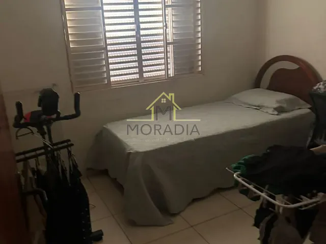 Casa com 250m² 3 quartos e 1 banheiro, à venda, no bairro Chácaras Planalto II em Guaxupé