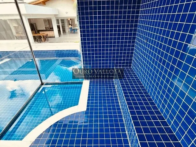 Casa com 525m² 3 quartos e 2 banheiros, à venda, no bairro Jardim Acapulco em Guarujá
