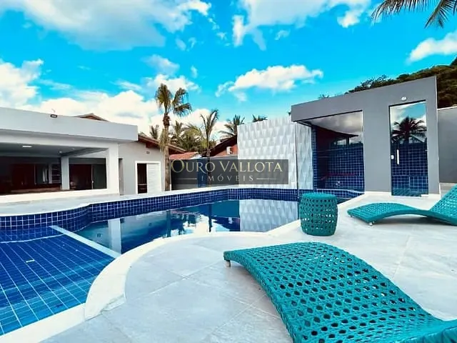 Casa com 525m² 3 quartos e 2 banheiros, à venda, no bairro Jardim Acapulco em Guarujá